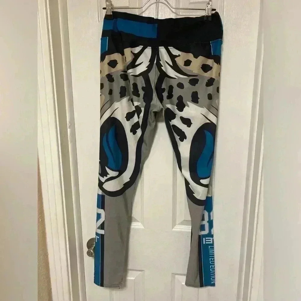 🐆🔥Jaguars women’s leggings size XL🐆🔥